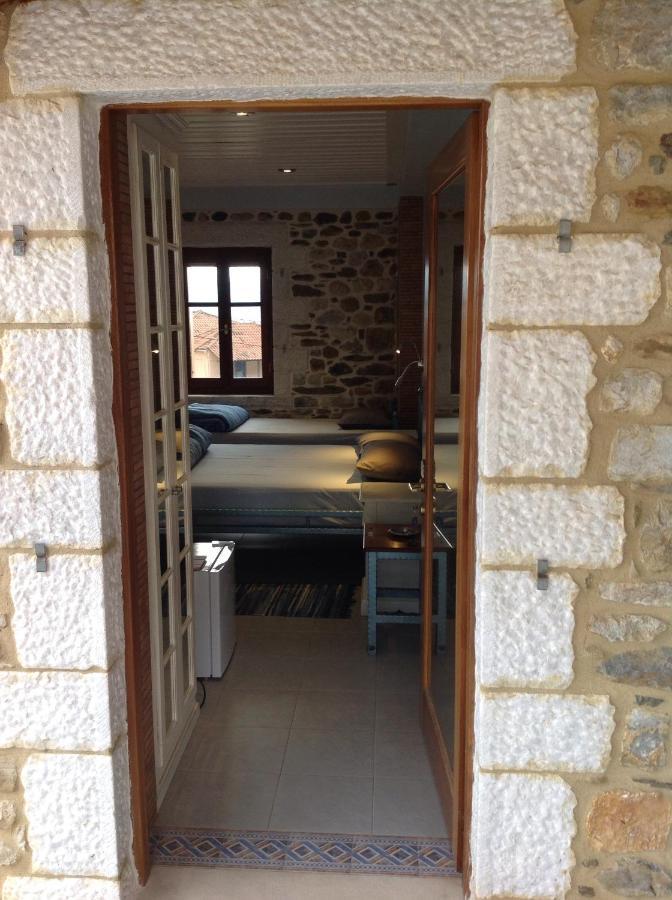 Mystras Inn Eksteriør billede