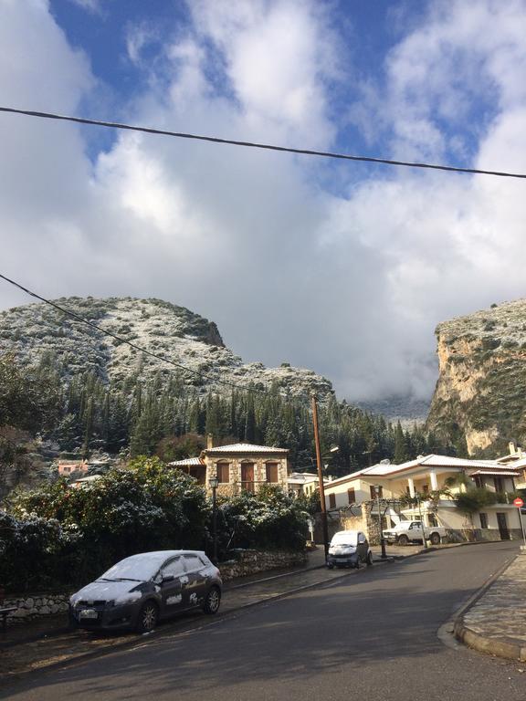 Mystras Inn Eksteriør billede